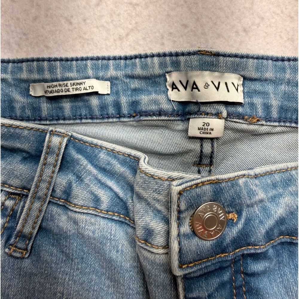 Ava & Viv Women Blue High Rise Skinny Jeans Light Wash Distressed Size 20 R - Picture 2 of 9